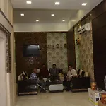 Hotel Om International