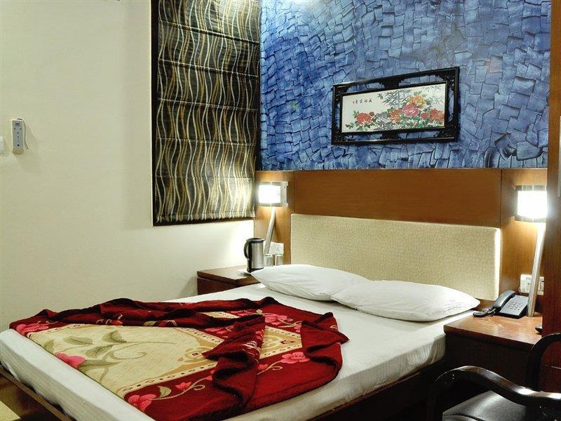 Hotel Om International