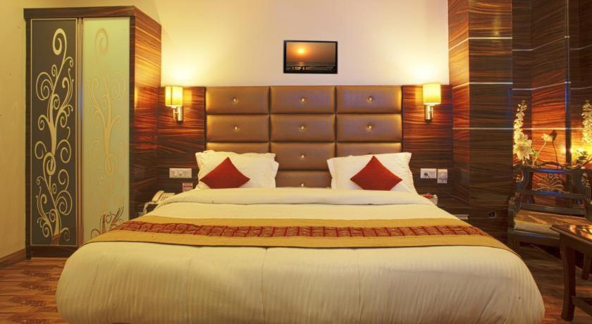 Om International Hotel