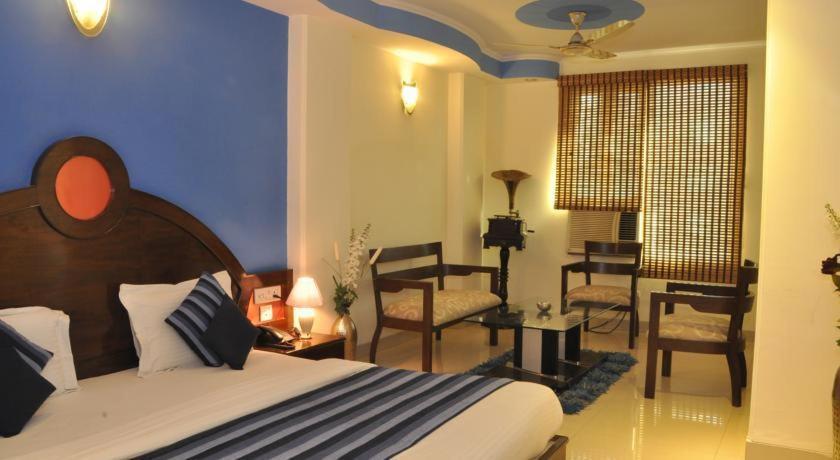 Hotel Om International 2*