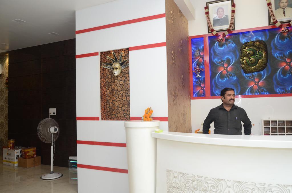 Hotel Om International New Delhi