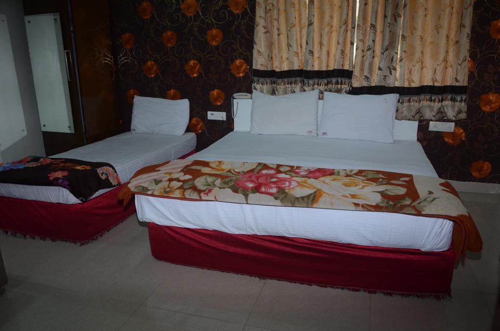 Om International Hotel 2*