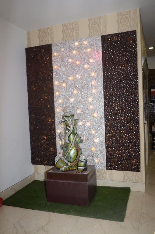 Hotel Om International New Delhi